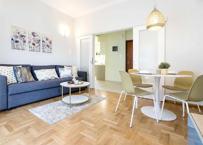 Υour Perfect Choice In Athens - Petralona